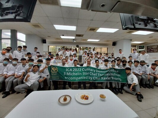 Middle From Left: Chef Nicholas Pena Alvarez, Chef Xavier Yeung, Chef Thomas Bühner